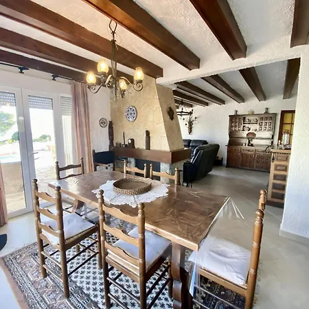 Ariel リョレート・デ・マル