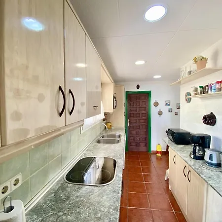 Ariel リョレート・デ・マル