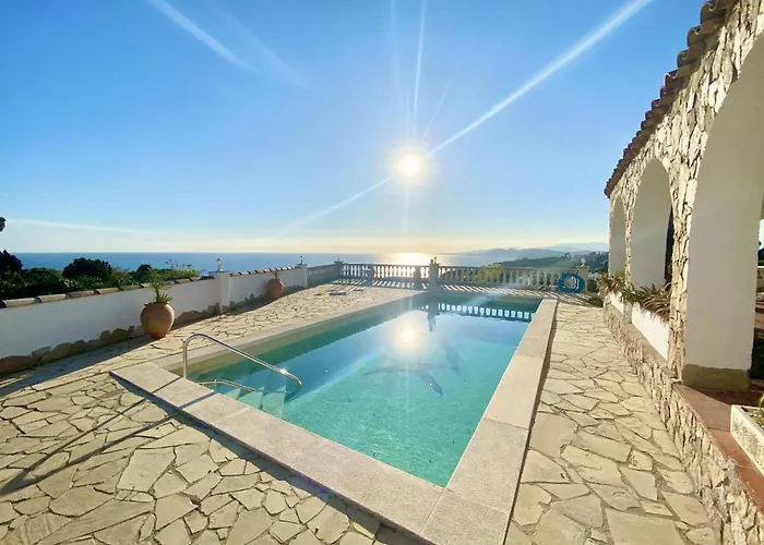 Ariel * Льорет-де-Мар