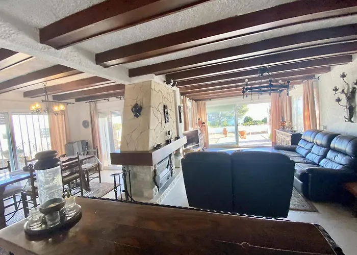 Будинок відпочинку Ariel Льорет-де-Мар